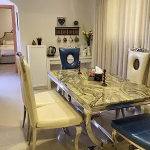 احجز هنا